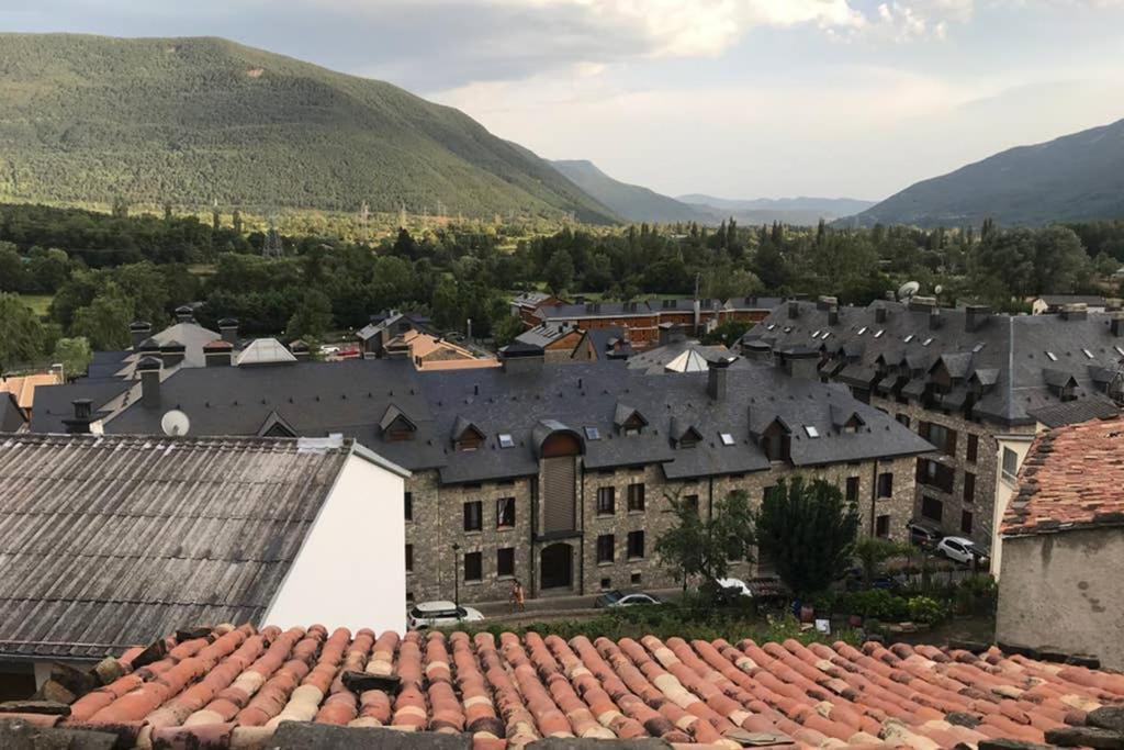 Apartamento El Capricho de Bego Biescas  Exterior foto